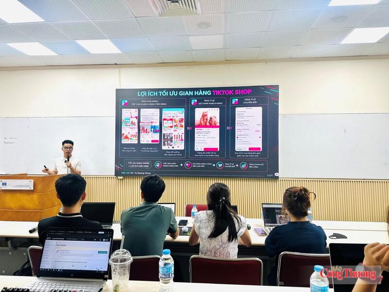 Theo các chuyên gia, thương mại điện tử Việt Nam đang bước vào giai đoạn phát triển theo chiều sâu, nơi hiệu quả kinh doanh trở thành tiêu chí quan trọng nhất. Ảnh: Ngọc Linh