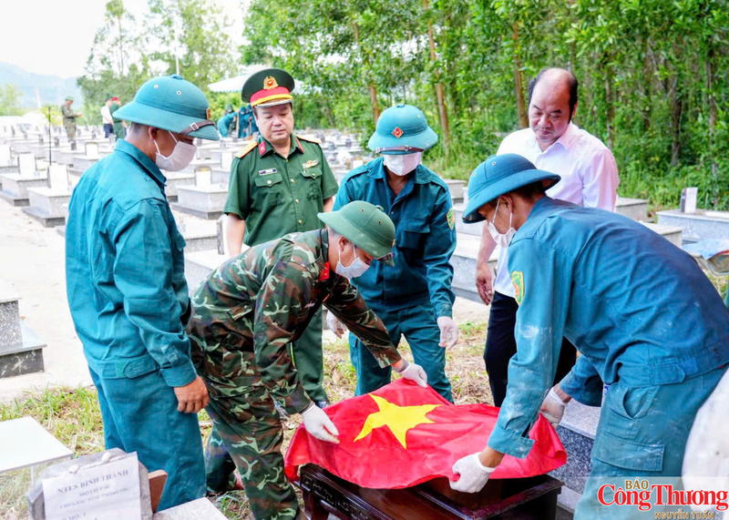 Thành phố Huế quyết liệt thực hiện Chiến dịch 500 ngày đêm đẩy mạnh thực hiện tìm kiếm, quy tập và xác định danh tính hài cốt liệt sĩ.