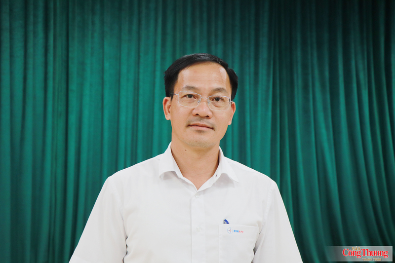 Ông Hoàng Trung Thành, Phó trưởng Điện lực Phố Hiến.