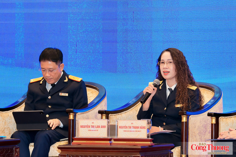 Bà Nguyễn Thị Lan Anh, Trưởng Ban Pháp chế (Cục Thuế) chia sẻ tại tọa đàm