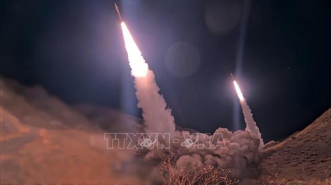 Tên lửa của Iran nhằm vào cơ sở KJL đặt tại Mina Abdullah (Kuwait). Ảnh minh họa: IRNA/TTXVN phát