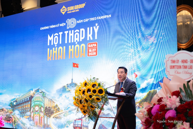 Ông Nguyễn Tuấn Anh - Phó Bí thư Tỉnh ủy, Chủ tịch UBND tỉnh Lào Cai phát biểu tại buổi lễ.