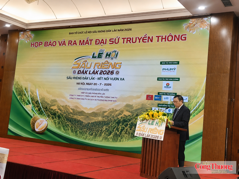 Ông Đào Mỹ - Phó Chủ tịch UBND tỉnh Đắk Lắk, Trưởng ban Tổ chức Lễ hội Sầu riêng Đắk Lắk năm 2026 phát biểu tại sự kiện.