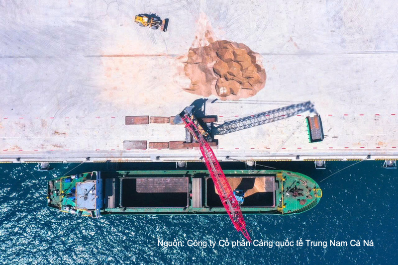 Hạ tầng cảng biển, cảng cạn và logistics tại Khánh Hòa định hướng đầu tư hiện đại, đồng bộ, đóng vai trò động lực dẫn dắt, mở ra không gian phát triển mới.