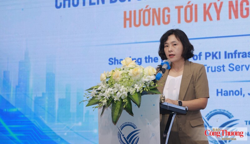 Bà Tô Thị Thu Hương, Giám đốc Trung tâm Chứng thực điện tử quốc gia (NEAC)