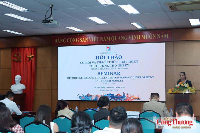 Toàn cảnh hội thảo