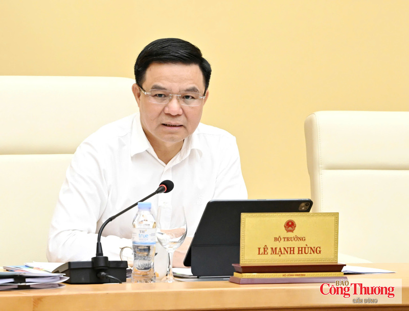 Bộ trưởng Bộ Công Thương Lê Mạnh Hùng, Trưởng Ban Chỉ đạo chủ trì hội nghị