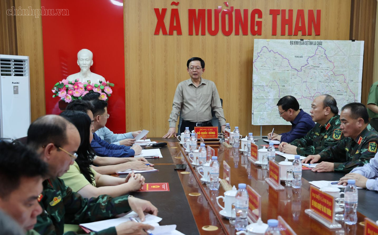 Phó Thủ tướng nhấn mạnh yêu cầu nâng cao năng lực ứng phó thiên tai - Ảnh: VGP/Gia Huy