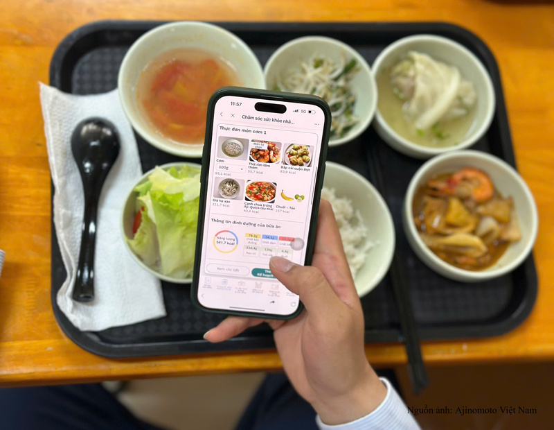 Phần mềm chăm sóc sức khỏe dinh dưỡng giúp nhân viên theo dõi được thông tin dinh dưỡng trong từng thực đơn của công ty