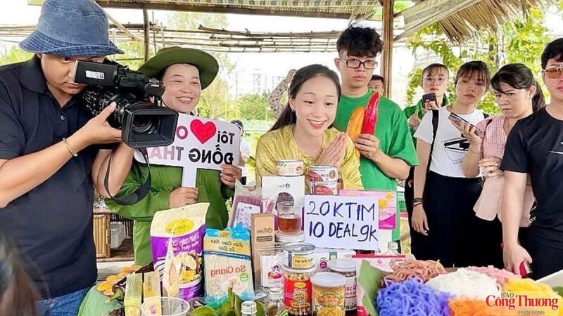 Doanh nghiệp tại tỉnh Đồng Tháp kết hợp thương mại điện tử với các hoạt động xúc tiến thương mại truyền thống, mở rộng thị trường tiêu thụ và nâng cao hiệu quả quảng bá sản phẩm.