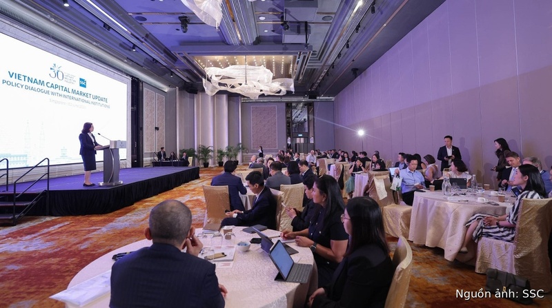 Ngày 2/6/2026, tại Singapore, Ủy ban Chứng khoán Nhà nước đã tổ chức Tọa đàm với chủ đề “Các chính sách phát triển thị trường vốn của Việt Nam”.