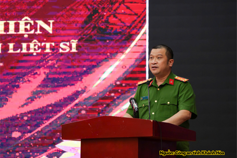Đại tá Trần Minh Đức, Phó Giám đốc Công an tỉnh Khánh Hòa phát biểu.