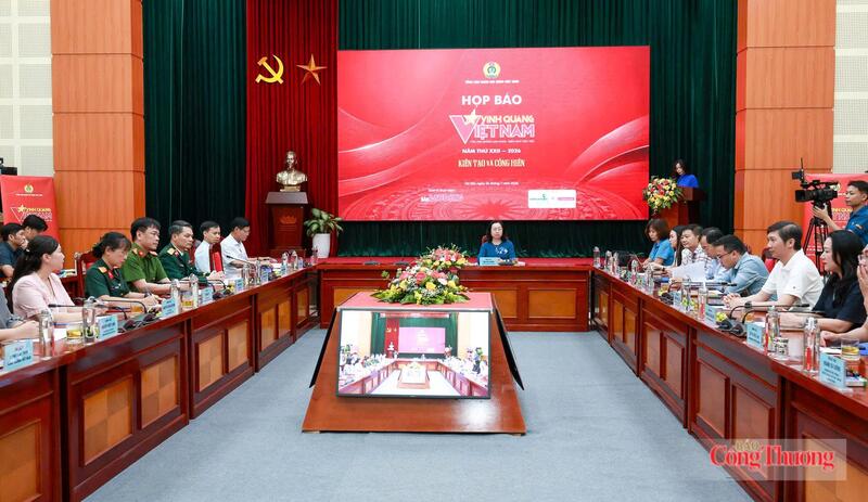 Toàn cảnh họp báo - Ảnh: Hữu Chánh