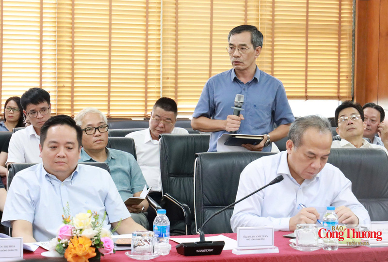 Ông Ngô Quốc Hưng, Viện trưởng Viện Công nghệ (đơn vị trực thuộc của VEAM) chia sẻ những khó khăn về chi phí đầu tư, mở rộng thị trường.