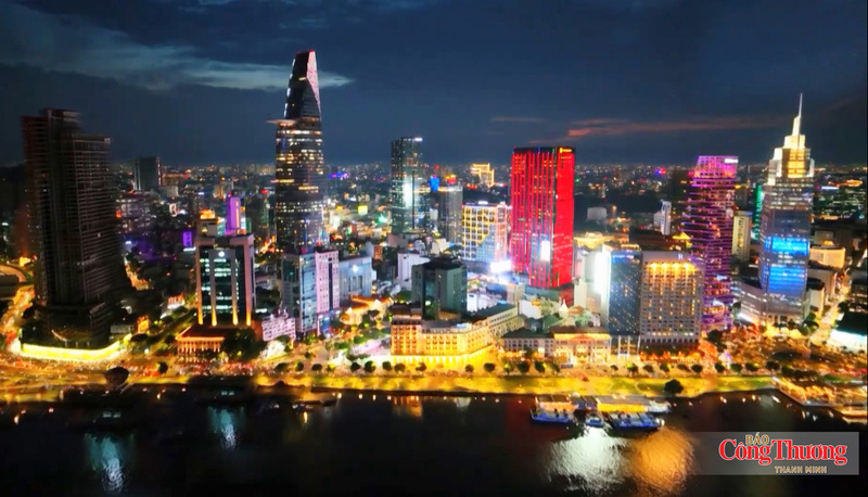 TP. Hồ Chí Minh cần tăng tốc tháo gỡ các điểm nghẽn, đẩy mạnh đầu tư công, xuất khẩu, đổi mới sáng tạo và cải cách để hiện thực hóa mục tiêu tăng trưởng hai con số.