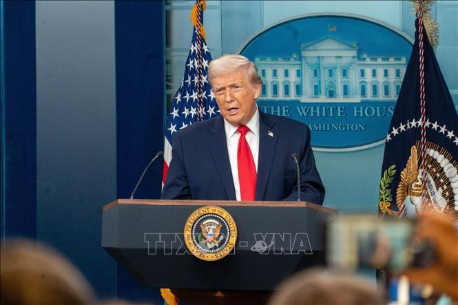 Tổng thống Mỹ Donald Trump phát biểu tại Nhà Trắng. Ảnh: THX/TTXVN