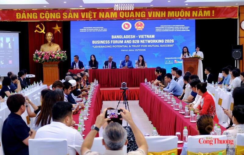 Toàn cảnh diễn đàn. Ảnh: Lê An