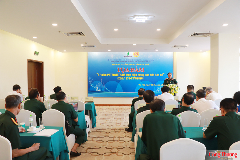 Quang cảnh hội nghị.