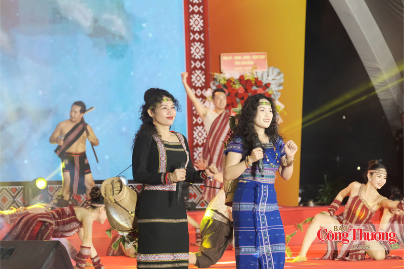 Lâm Đồng khánh thành Quảng trường lớn nhất Tây Nguyên - Nam Trung Bộ - 10
