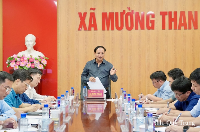 Bí thư Tỉnh ủy Lai Châu Lê Minh Ngân trực tiếp kiểm tra thực địa và làm việc với xã Mường Than nhằm đánh giá tiến độ khắc phục hậu quả thiên tai, đồng thời chỉ đạo các giải pháp cấp bách để sớm ổn định đời sống người dân.