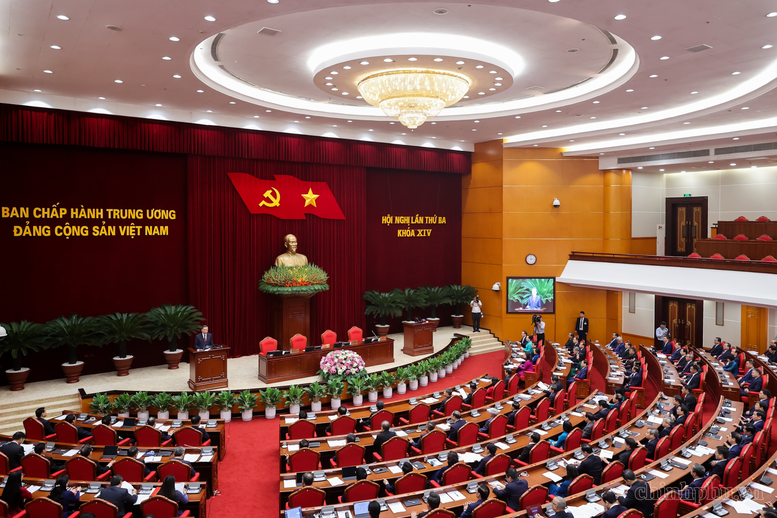 Tổng Bí thư, Chủ tịch nước Tô Lâm phát biểu bế mạc Hội nghị lần thứ ba của Ban Chấp hành Trung ương Đảng khóa XIV - Ảnh VGP/Nhật Bắc.
