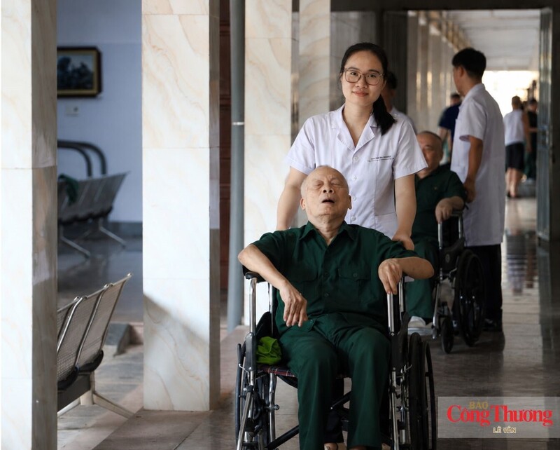 Chuyện của những người chăm sóc một 'gia đình đặc biệt' - 4