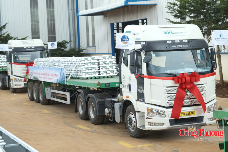 Lần đầu tiên Việt Nam sản xuất thành công nhôm thỏi - 20