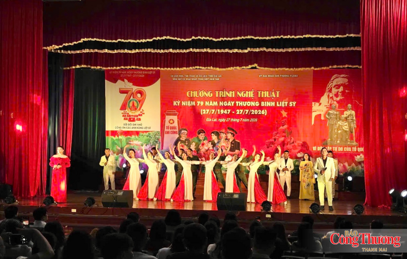 Các tiết mục được dàn dựng công phu, để lại ấn tượng sâu sắc trong lòng người xem.