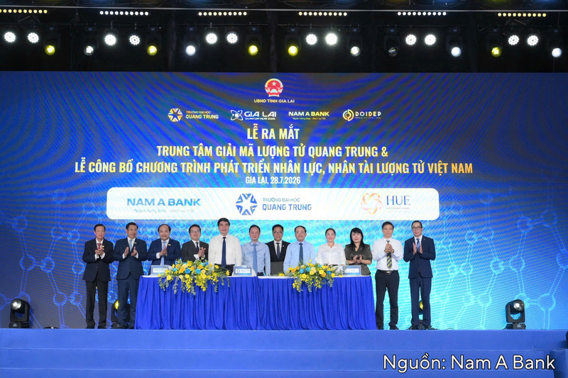 Trường Đại học Quang Trung ký kết hợp tác trong lĩnh vực lượng tử cùng các đối tác trong nước và quốc tế.