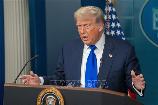 Tổng thống Mỹ Donald Trump phát biểu tại cuộc họp báo ở Nhà Trắng, Washington, D.C. Ảnh: THX/TTXVN phát