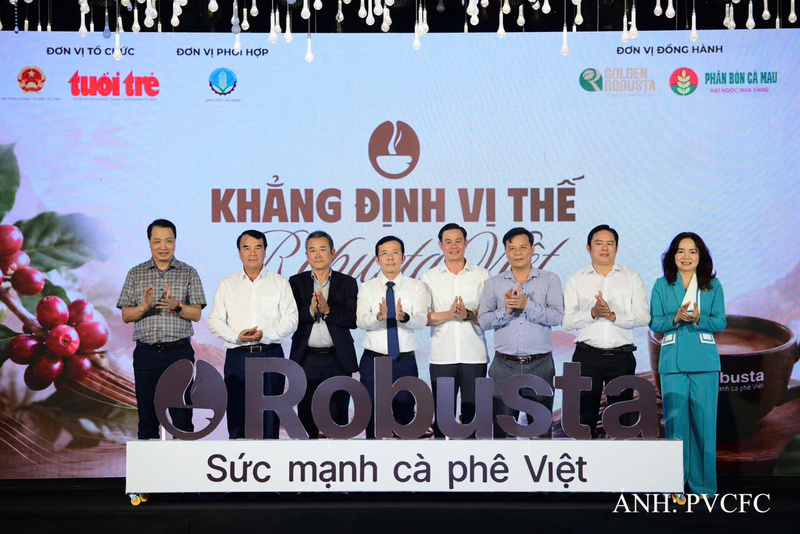 Hội thảo &ldquo;N&acirc;ng chất Robusta Việt từ gốc&rdquo; tại L&acirc;m Đồng.
