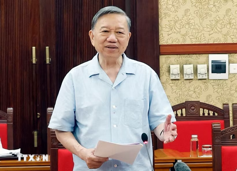 Bộ Chính trị quyết định thành lập Ban Chỉ đạo Trung ương về tổng kết thực tiễn và nghiên cứu sửa đổi, bổ sung Điều lệ Đảng (gọi tắt là Ban Chỉ đạo), trong đó Tổng Bí thư, Chủ tịch nước Tô Lâm làm Trưởng Ban Chỉ đạo. Ảnh: Thống Nhất/TTXVN