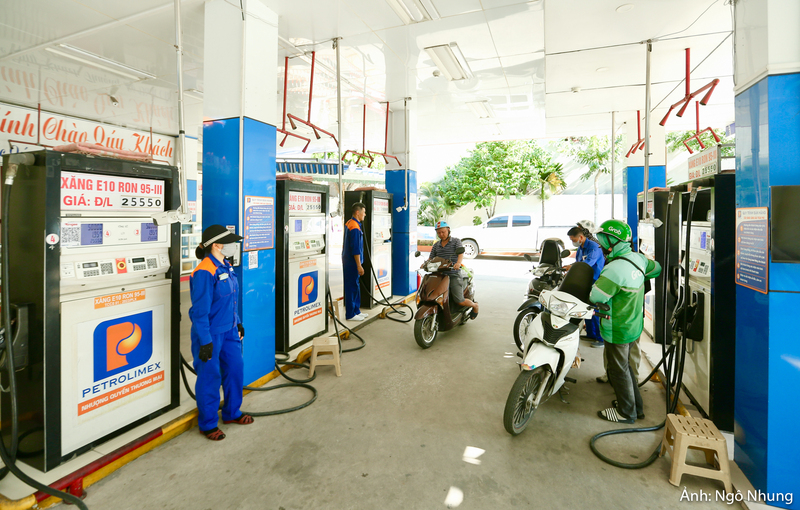Xăng E10 trở thành lựa chọn quen thuộc của người dân Thanh Hóa.