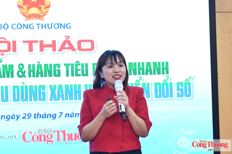 Bà Ôn Minh Hằng, Phó Tổng giám đốc Amway Việt Nam.