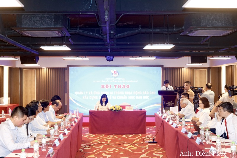Hội nghị thu hút hơn 60 đại biểu với nhiều tham luận thực tiễn, giúp các cơ quan báo chí khai thác hiệu quả công nghệ mới.
