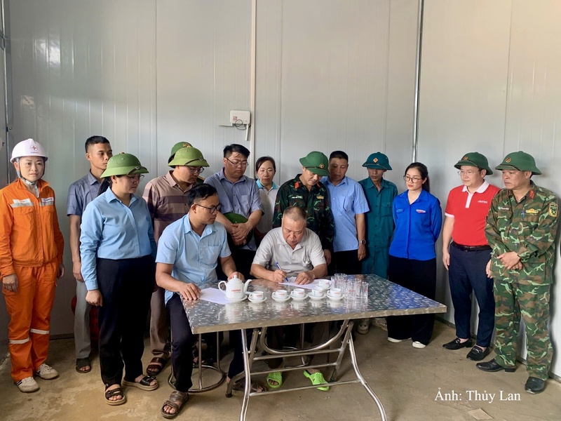 Các cấp ủy, chính quyền, lực lượng vũ trang luôn là điểm tựa vững chắc để đồng bào vượt qua hoạn nạn.