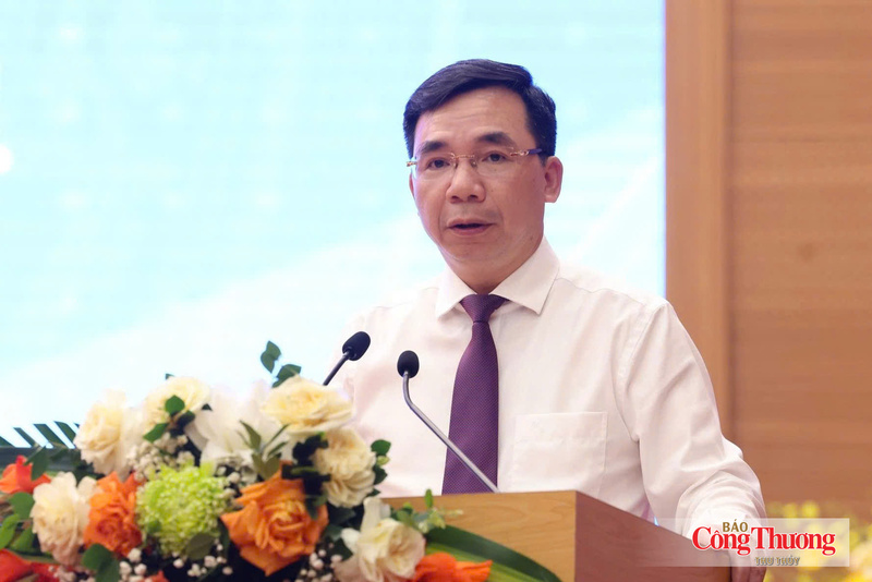 Phó Bí thư Tỉnh ủy Phú Thọ Bùi Huy Vĩnh phát biểu tại Đại hội.