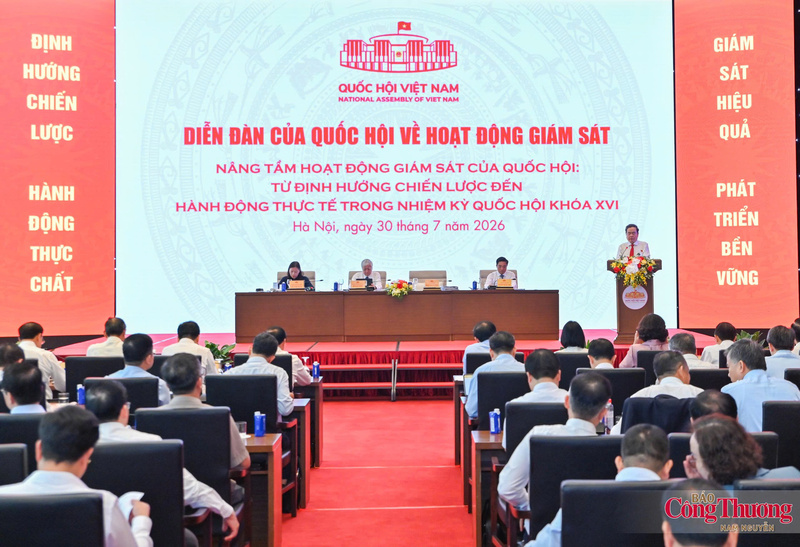 Chủ tịch Quốc hội Trần Thanh Mẫn phát biểu khai mạc Diễn đàn.