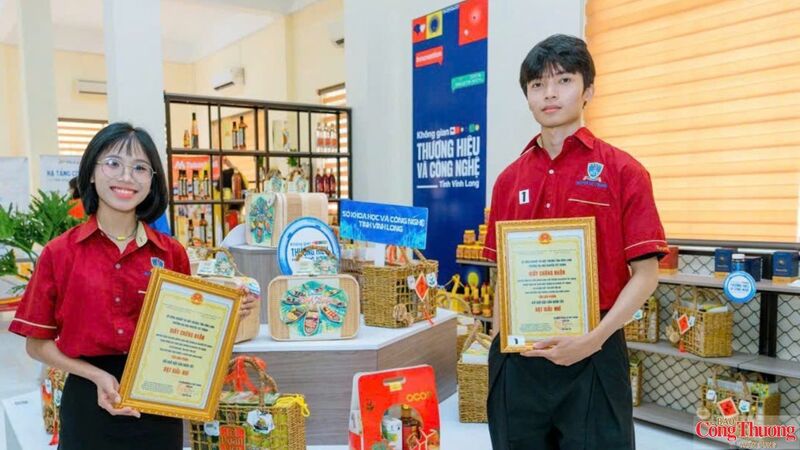 Đổi mới sáng tạo và chuyển đổi số đang tạo nền tảng để Vĩnh Long nâng cao năng lực cạnh tranh và phát triển kinh tế.