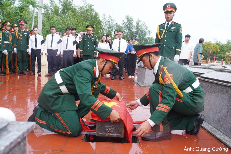 Trong 2 tuần đã tìm được 9 bộ hài cốt liệt sĩ tại hang Đá Sập.