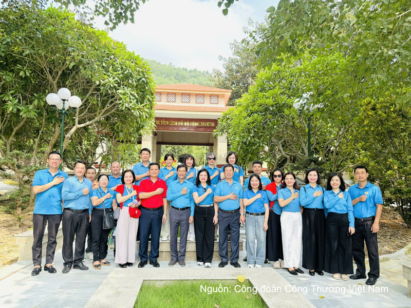 Công đoàn Công Thương Việt Nam đồng hành cùng Bộ Công Thương xây dựng hình ảnh "Người Công Thương" trách nhiệm, chuyên nghiệp, sáng tạo và tận tâm phục vụ.