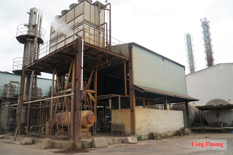 Khu vực hóa lỏng khí CO2 tại Nhà máy Sản xuất ethanol Quảng Nam.