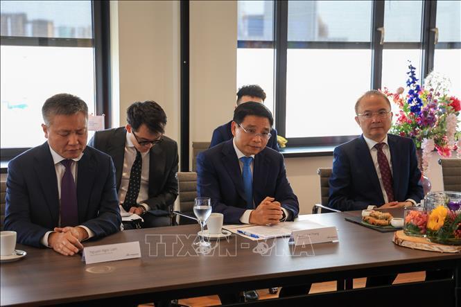 Phó Thủ tướng Chính phủ Nguyễn Văn Thắng đề nghị Cơ quan Giám sát Thị trường Tài chính Hà Lan (AFM) tăng cường hợp tác với Việt Nam.