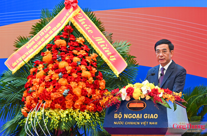 Chùm ảnh: Khai mạc Hội nghị Ngoại giao lần thứ 33 - 9