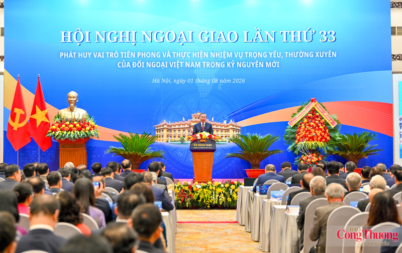 Tổng Bí thư, Chủ tịch nước Tô Lâm phát biểu chỉ đạo tại Hội nghị.