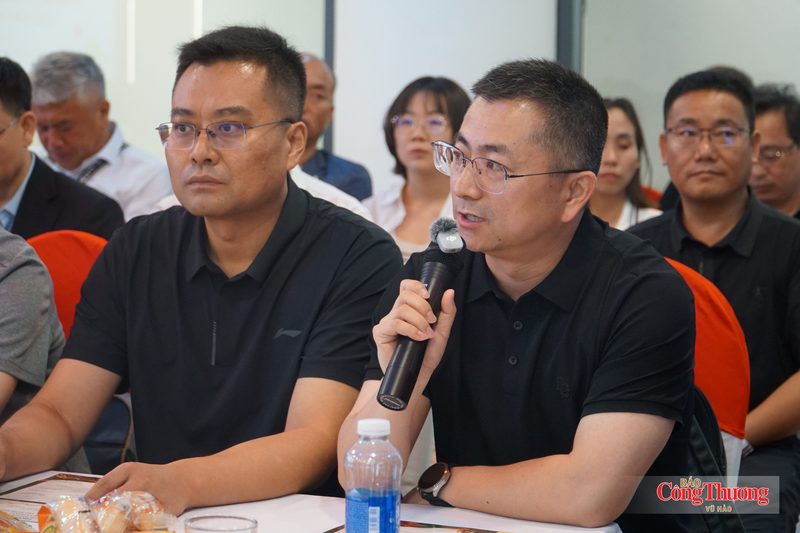 Ông Hoàng Duy, Phó Tổng Giám đốc Công ty TNHH Quốc tế Phật Từ Lan Châu bày tỏ mong muốn hợp tác chế biến sâu các sản phẩm từ sâm Ngọc Linh và dược liệu Đà Nẵng.