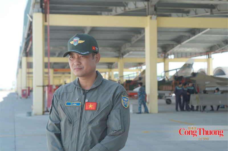 Thượng tá Vũ Dũng, Trung đoàn trưởng Trung đoàn 910.