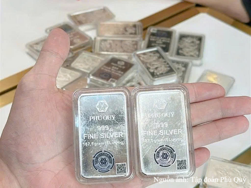 Thị trường bạc đang theo dõi diễn biến của đồng USD và kỳ vọng lãi suất của Fed. Ảnh: TĐPQ