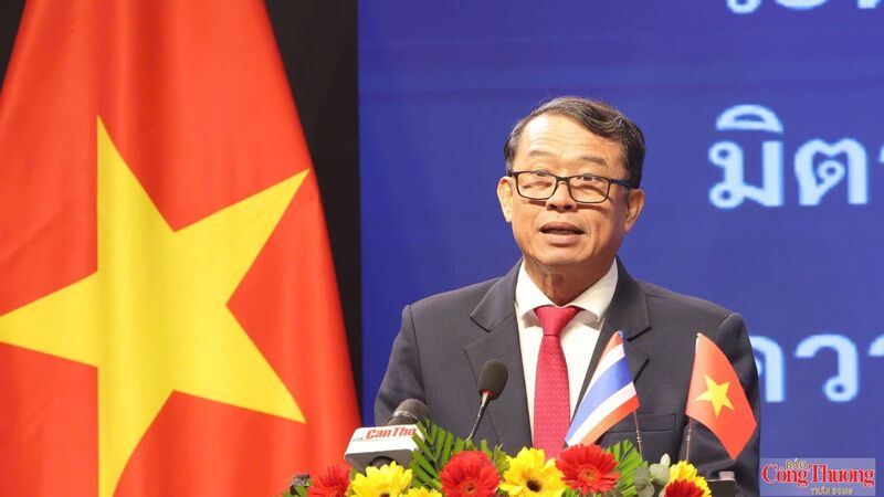 Ông Nguyễn Văn Khởi - Phó Chủ tịch UBND TP. Cần Thơ phát biểu tại buổi họp mặt.