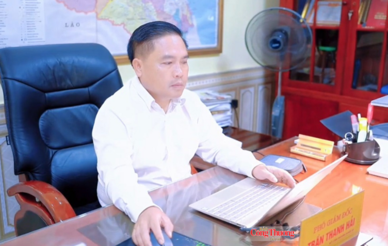 Cán bộ, công chức Sở Công Thương tỉnh Nghệ An triển khai nghiêm túc kỷ cương hành chính nhà nước.